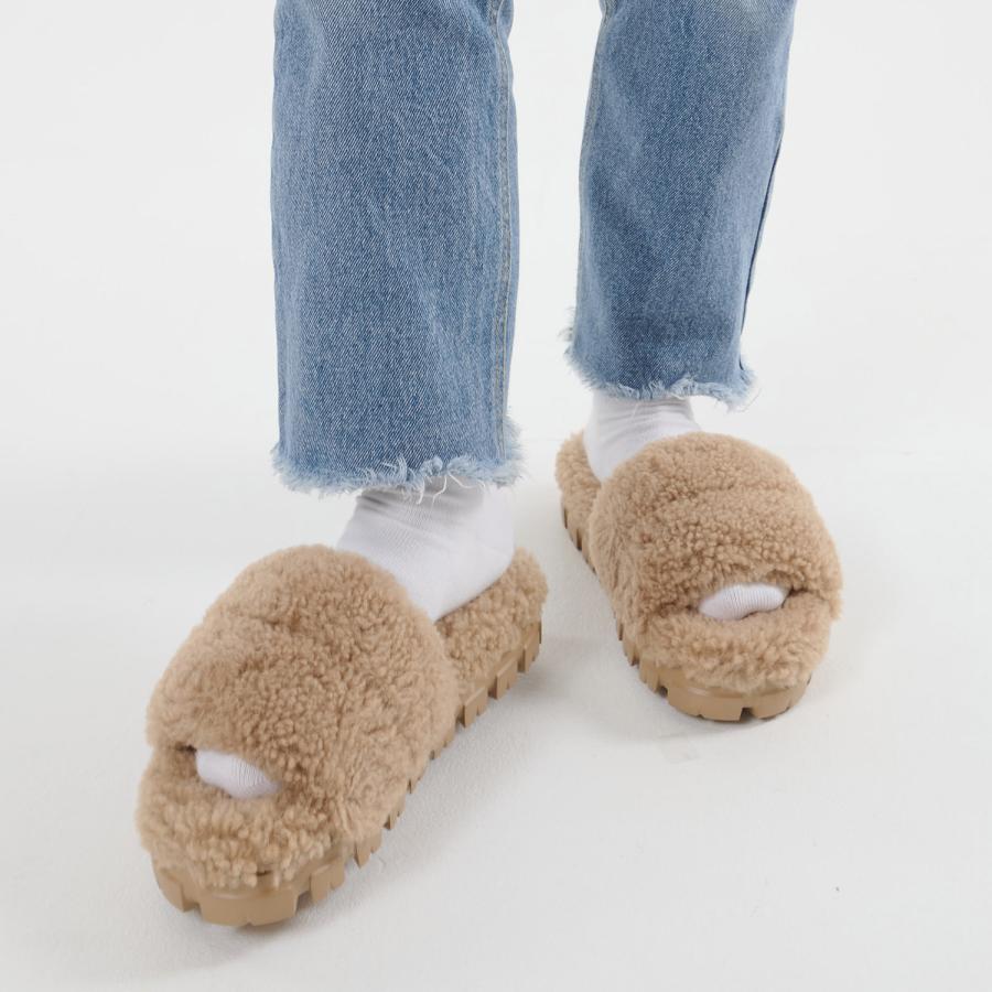 UGG（アグ） スライドサンダル ボア コゼッタ カーリー レディース