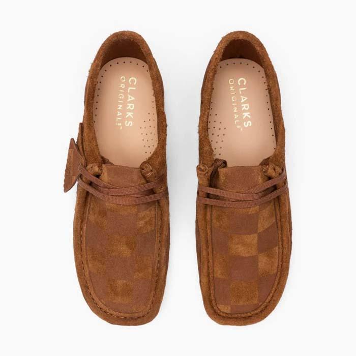 Clarks Originals クラークス ワラビー メンズ スエード コーラ Clarks Originals クラークス ワラビー メンズ スエード コーラ