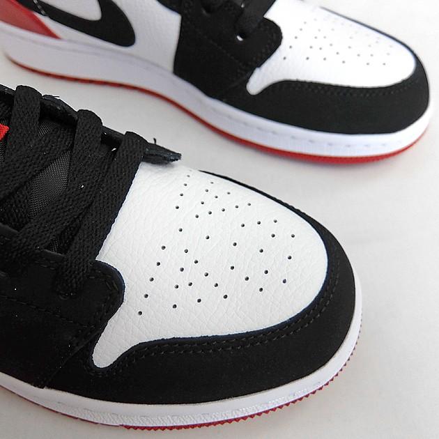 Nike Air Jordan 1 Low Gs Black Toe ナイキ エアジョーダン 1 ローカット 116 White Black Gymred レディース スニーカー 白黒赤 つま黒 スニーカー坊主 通販 Yahoo ショッピング