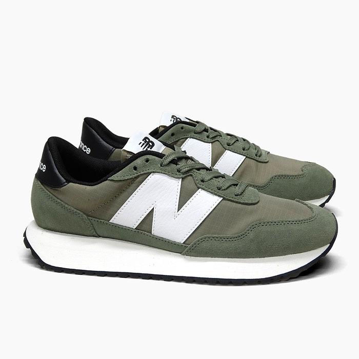 【グリーンレベール別注】＜New Balance（ニューバランス）＞MS237 スニーカー グレーとベージュで彩る上品な一足。グリーンレーベル リラクシング