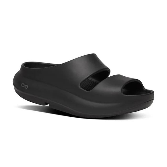 OOFOS（ウーフォス） 並行輸入品 毎日発送 リカバリーサンダル 厚底