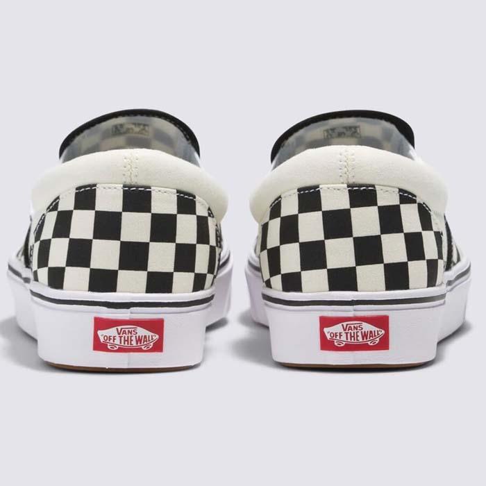 VANS（ヴァンズ） バンズ コンフィクッシュ スリッポン VANS COMFYCUSH