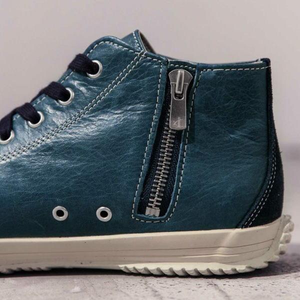 交換返品送料無料 スピングル SPINGLE スニーカー SP-356 ネイビー 39 定番 SPINGLE（スピングル） 交換返品送料無料 スニーカー SP-356 ネイビー