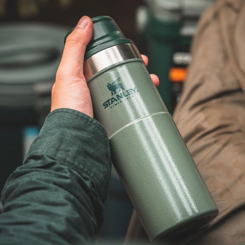 STANLEY（スタンレー） クラシック真空ワンハンドマグ2 TRAVEL MUG