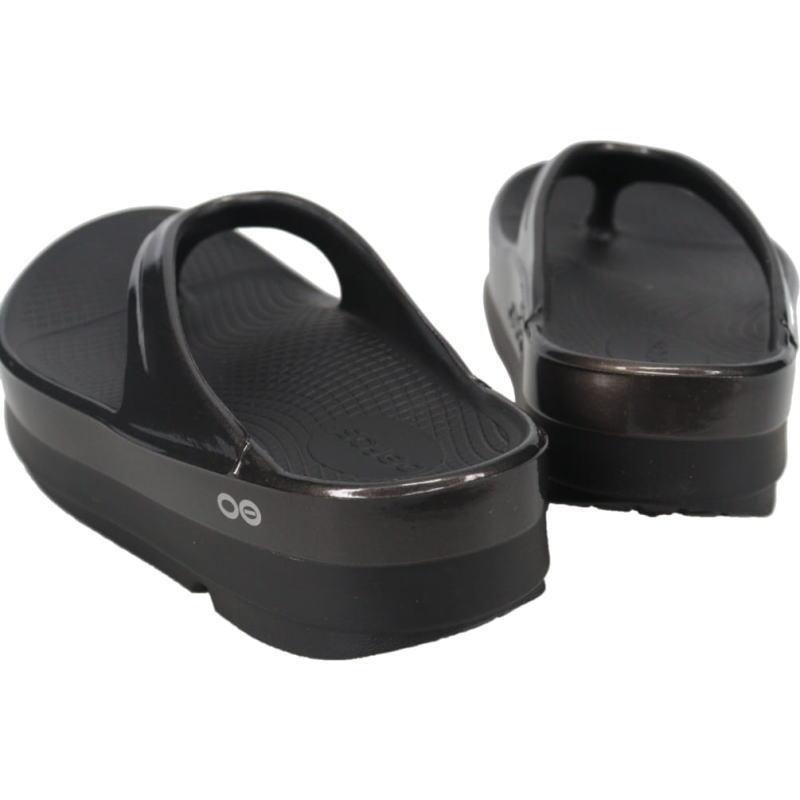 OOFOS（ウーフォス） サンダル ウィメンズ ウーメガ ウーララ スタック