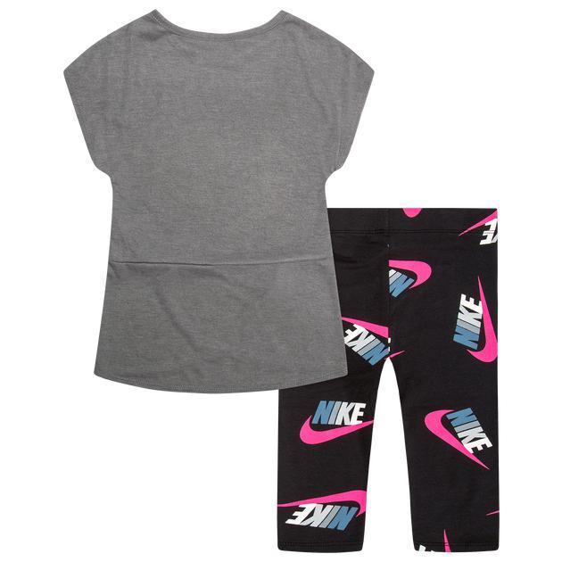 超安い品質 スポーツ カジュアル ファッション ベビー Nike Girls Set Capri Tunic Toss Futura Nike Girls 赤ちゃん用 ベビー 海外モデル ナイキ 海外モデル ベビー服 シューズ