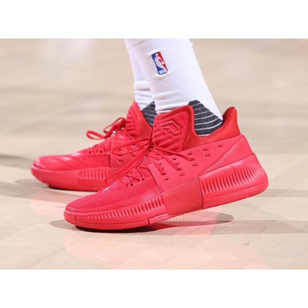 dame 3 red