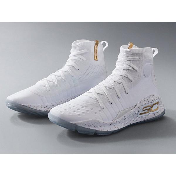 新作 アンダーアーマー CURRY4 - バスケットボール