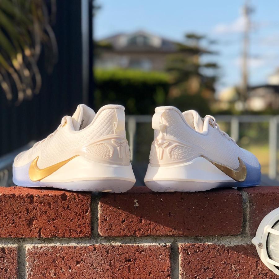 nike kobe mamba focus metallic gold