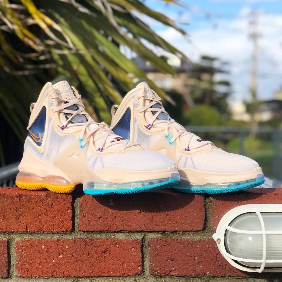 安心の関税送料込み Nike バッシュ シューズ ナイキ レブロン