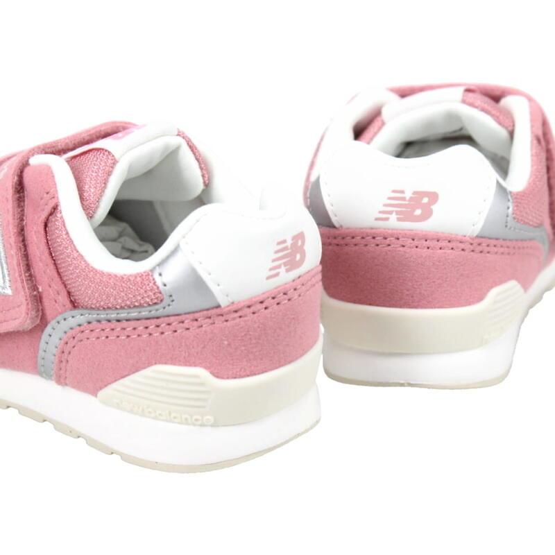 New Balance（ニューバランス） 交換送料片道無料 子供 スニーカー