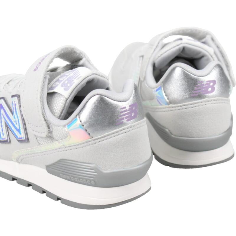 New Balance（ニューバランス） 交換送料片道無料 子供 スニーカー