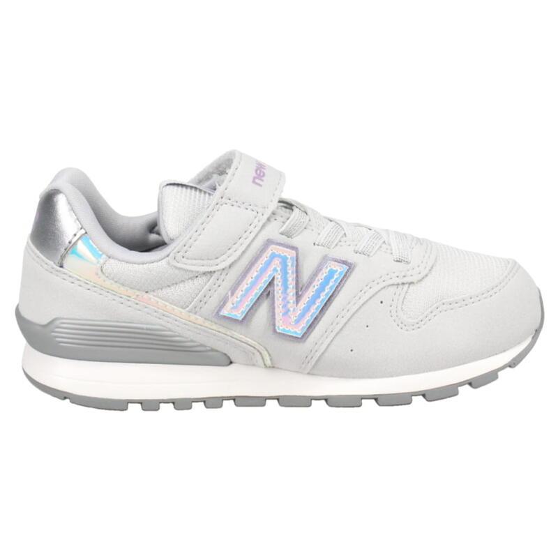 New Balance（ニューバランス） 交換送料片道無料 子供 スニーカー