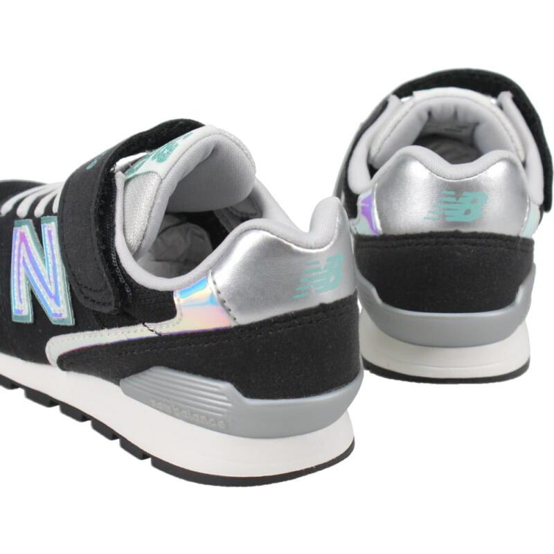 New Balance（ニューバランス） 交換送料片道無料 子供 スニーカー