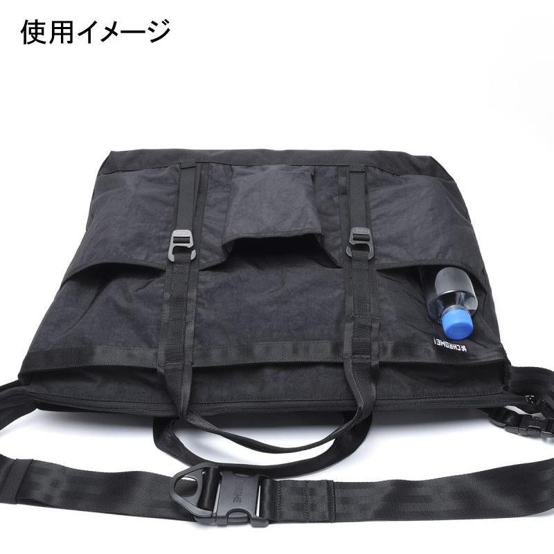 CHROMEグローサリートートメッセンジャー 28L ブラック GROCERY TOTE MSNGR 28L(グローサリー トート メッセンジャー