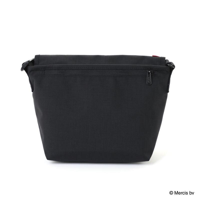 マンハッタンポーテージ NYLON MESSENGER BAG(SM) BACK POCKET W/ DIVIDER MAGNET 500D CORDURA ミッフィー 70 ブラック 1605-JR-BP-D-MGNT-500CD-MF-70TH_2