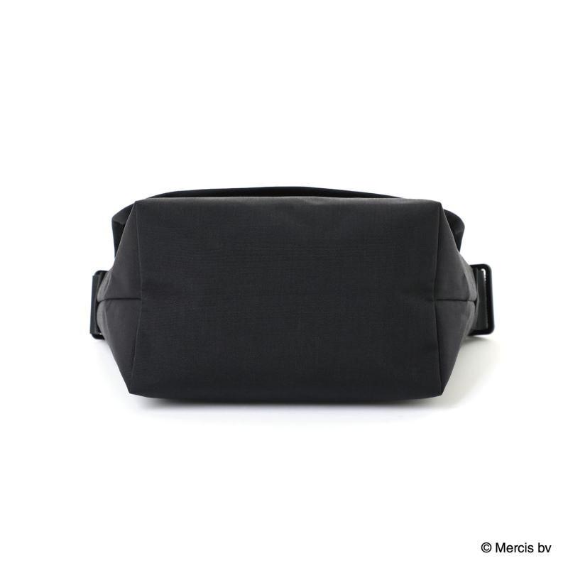 マンハッタンポーテージ NYLON MESSENGER BAG(SM) BACK POCKET W/ DIVIDER MAGNET 500D CORDURA ミッフィー 70 ブラック 1605-JR-BP-D-MGNT-500CD-MF-70TH_3