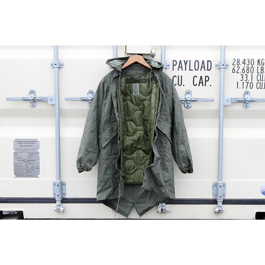 80s DEADSTOCK U.S.ARMY NIGHT CAMOUFLAGE PARKA with LINER FISHTAIL