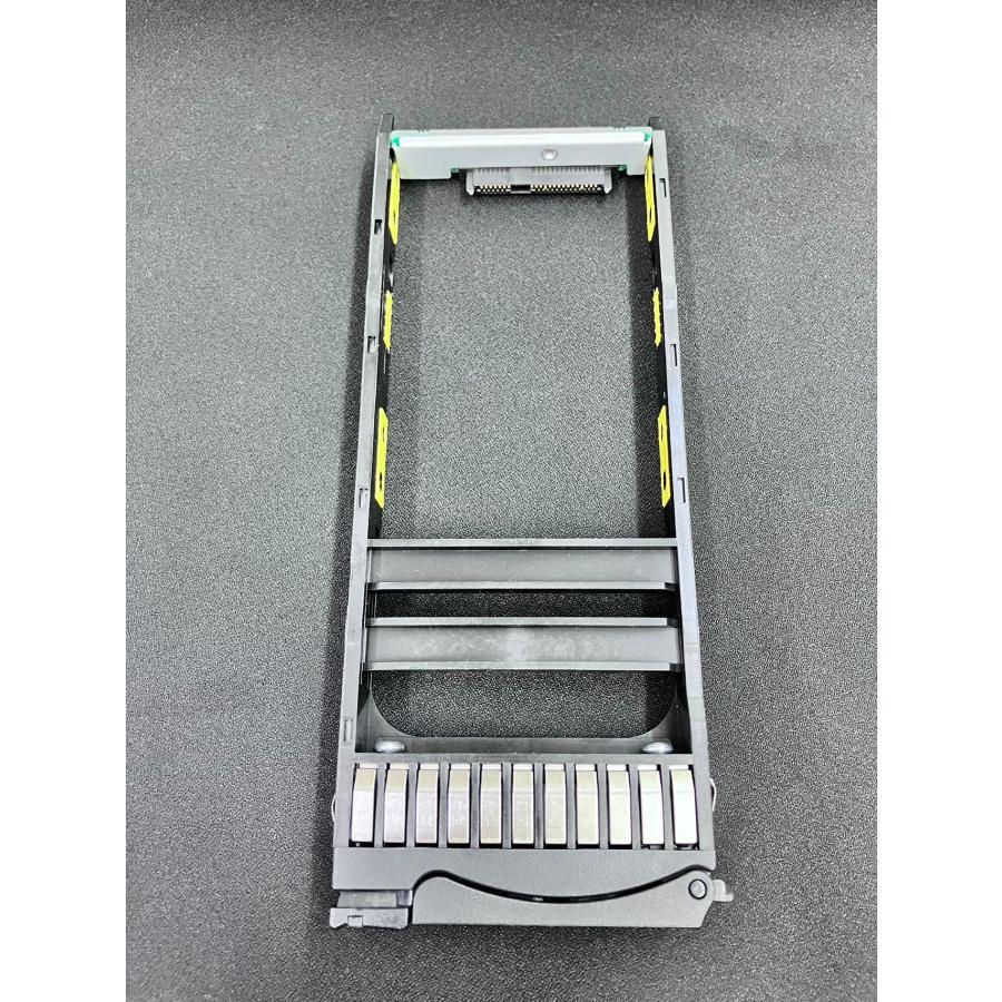 調整中　HDDセット 2YXS1399☆中古☆NEC iStorageディスクアレイ用HDDトレイ/マウンター