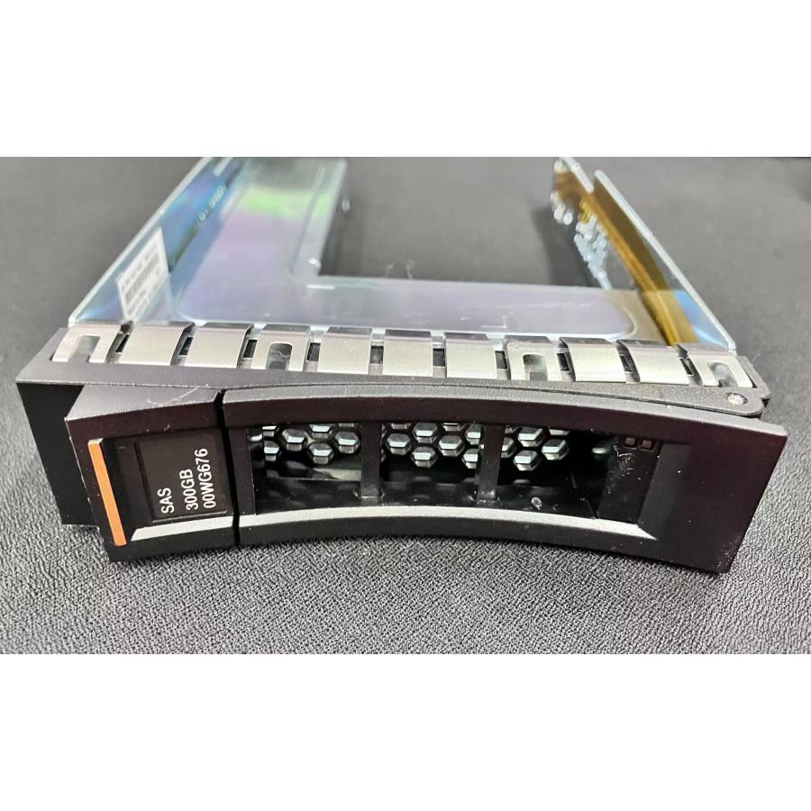 2YXS3776☆中古☆Lenovoハードディスク(HDD)マウンタ 2.5インチ用