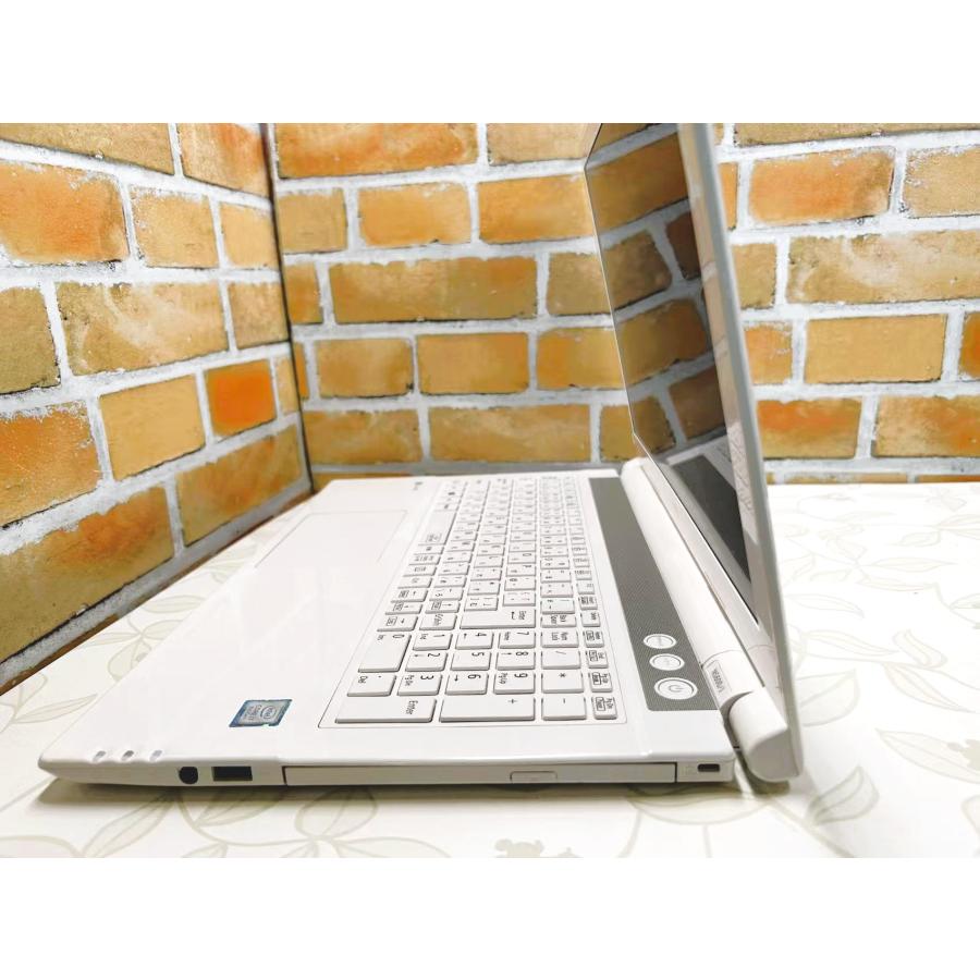 NEC LAVIE NS600/J第8世代爆速CPUCore i7！メモリ8GB+新品SSD 256GB