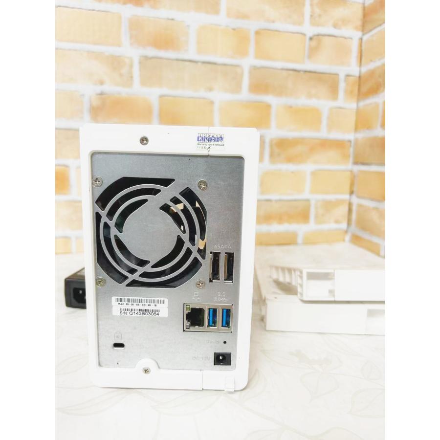 QNAP YM0509☆中古現状品☆QNAP NAS/NVR TS-220 HDD無し 動作品 AC