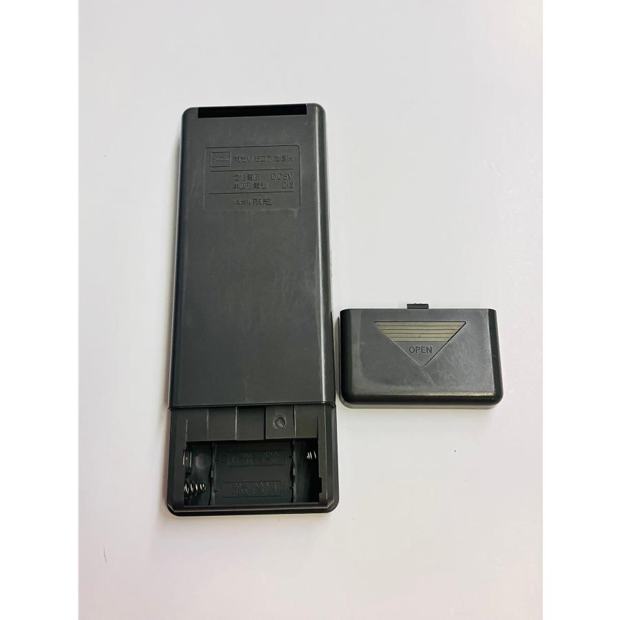 YXS450☆中古動作品☆東芝 TOSHIBA BSバズーカ用テレビリモコン CT