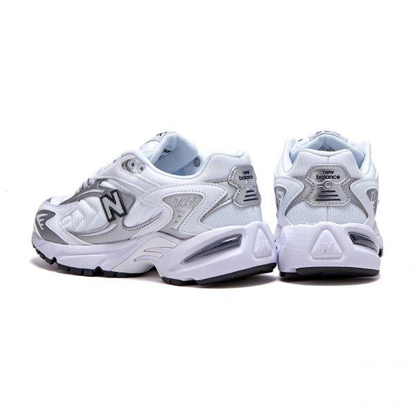 New Balance（ニューバランス） スニーカー 725 WHITE ホワイト ML725B