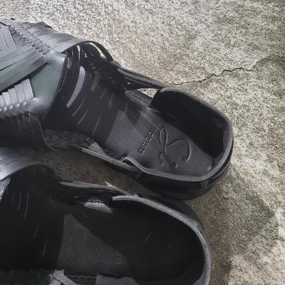 SHOEISM（シューイズム） レザー編み込みサンダル DE6301（ブラック