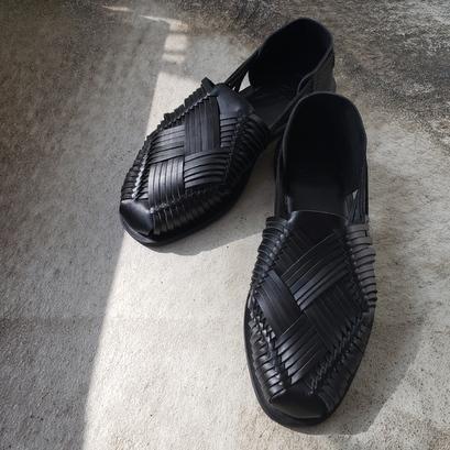 SHOEISM（シューイズム） レザー編み込みサンダル DE6301（ブラック