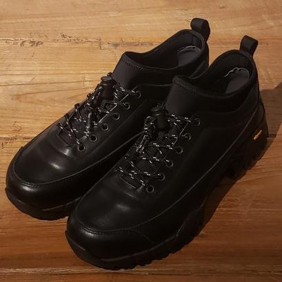 YOAK（ヨーク） 全天候型レザースニーカー JOURNEY LEATHER（ブラック