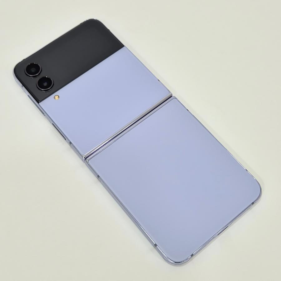 Galaxy z flip4 ブルー 本体 SIMフリー 5G 512GB Aランク SM Galaxy z flip4 ブルー 本体 SIMフリー 5G 512GB Aランク SM