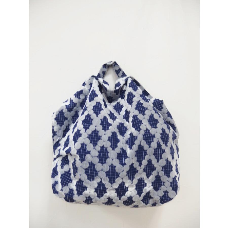 mina perhonen 『moss pearl』 ボディバッグ (大) navy ミナペルホネン  