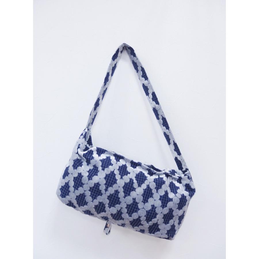 mina perhonen 『moss pearl』 ボディバッグ(小) navy ミナペルホネン  