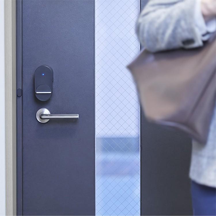 ドアノブ鍵付き用金具付きQrio Smart lock+Qrio Hubのセット