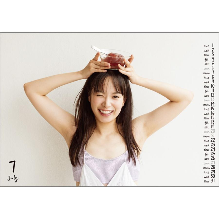 残りわずか!!】卓上 関水渚 2025年 カレンダー CL-184 25CL-0184