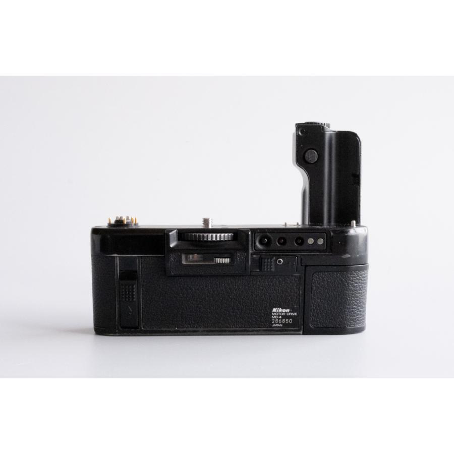 【動作確認済み】 NIKON ニコン MD-4 F3用モータードライブ カメラ ニコンF3 モータードライブMD-4装着方法 - YouTube
