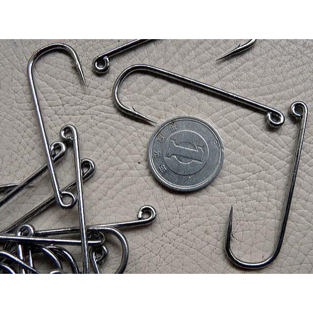 サワラ針 22号 100本 環付(腹曲げ)，丸軸，銀掛 -サゴシ、フック- : 添