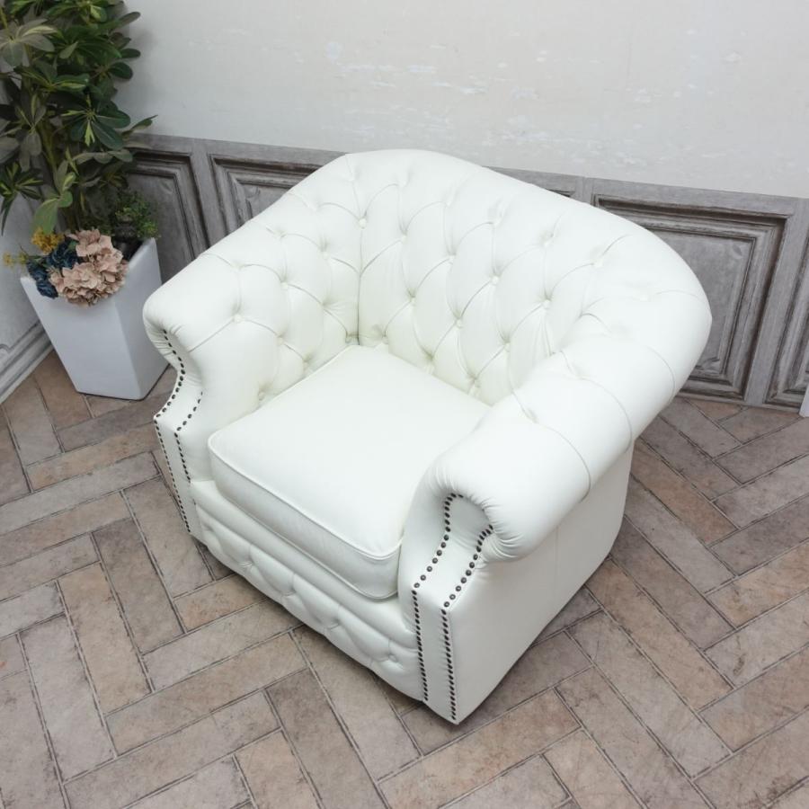 チェスターフィールドソファ 1人掛け ホワイトレザー(総革張り) LeClass/ルクラス チェスターフィールド本革張り・レザーソファ