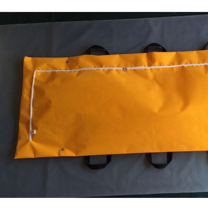 遺体収納袋 尊体 災害 防災 自衛隊 地震 ファスナー付 保管 納体袋 運搬式 縦2横80厚さ0 35mm 持ち手付 送料無料 Gsb 0405 Xx Solas 通販 Yahoo ショッピング