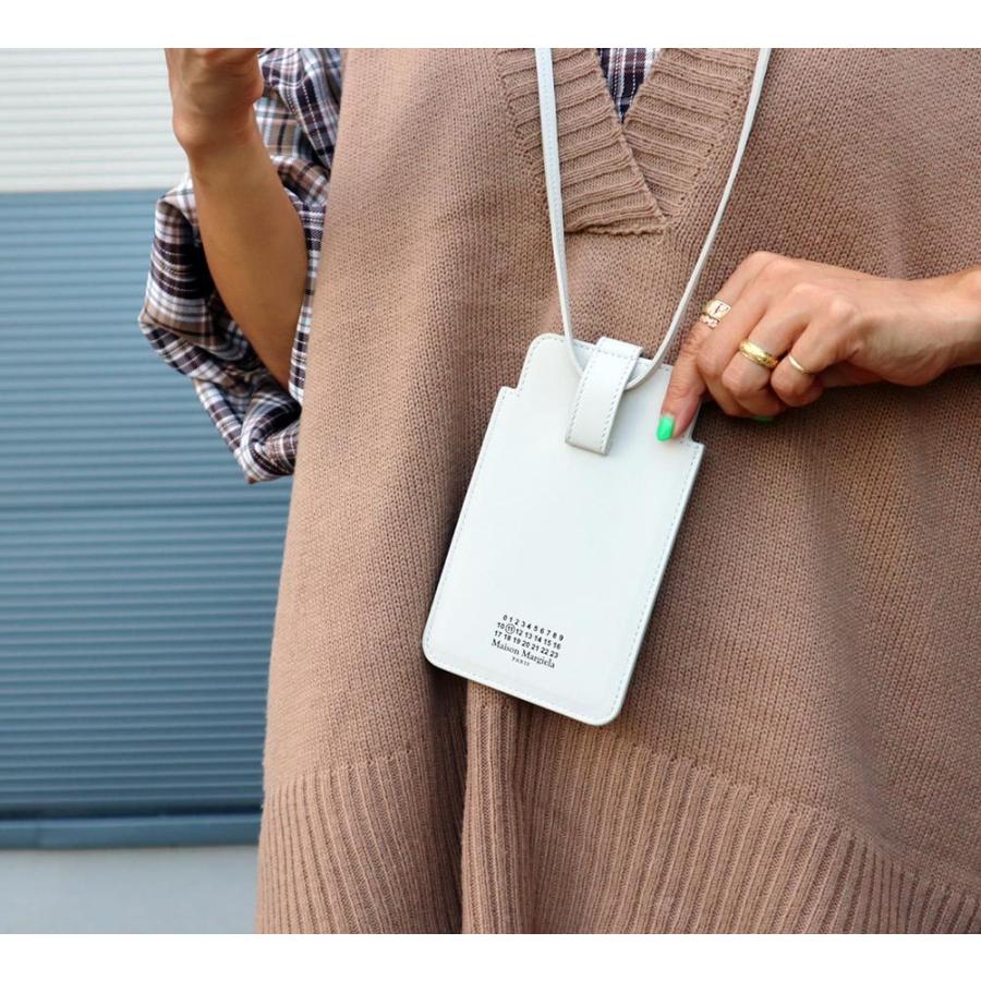 Maison Margiela メゾンマルジェラ 携帯ケース PHONE NECK POUCH Maison Margiela メゾンマルジェラ 携帯ケース PHONE NECK POUCH
