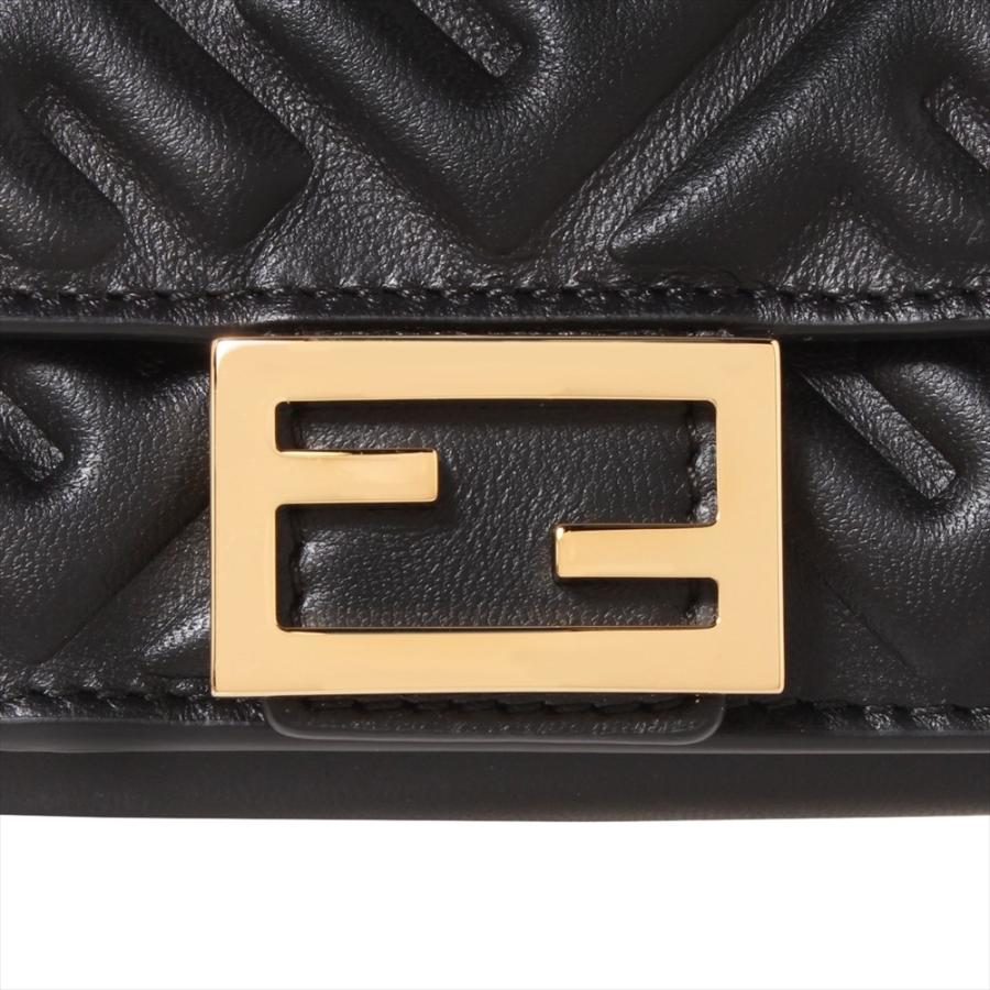フェンディ FENDI 三つ折り財布 8M0395 NERO Amazon.co.jp: (フェンディ) FENDI 三つ折り財布 マイクロ ブラック