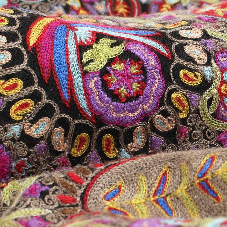 EZMA／エズマ】ベビーカシミヤ刺繍ストール 手刺繍 大判 ブラック