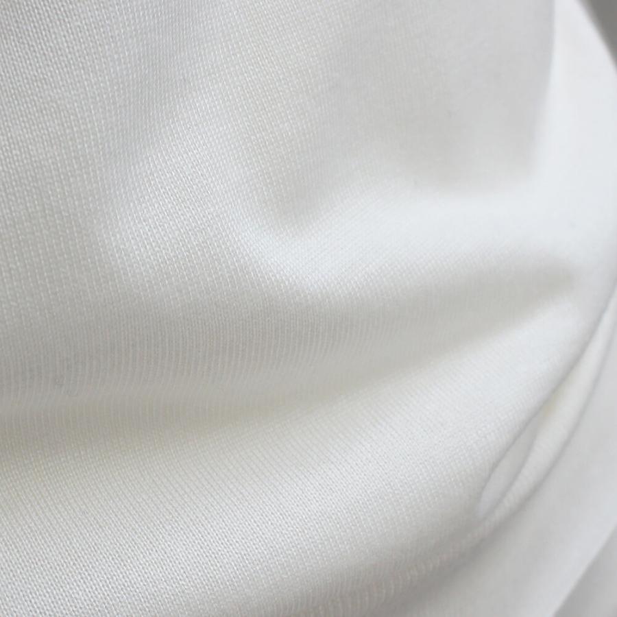 新品タグ付き✨FEDELI フェデーリ【44】カーディガン ホワイト 無地 新品タグ付き✨FEDELI フェデーリ【44】カーディガン ホワイト 無地