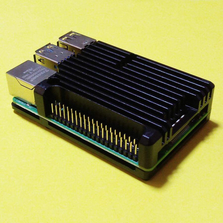 Raspberry Pi 4 とアルミヒートシンクケース Amazon.co.jp: Geekworm ラズベリーパイ4B（Raspberry Pi