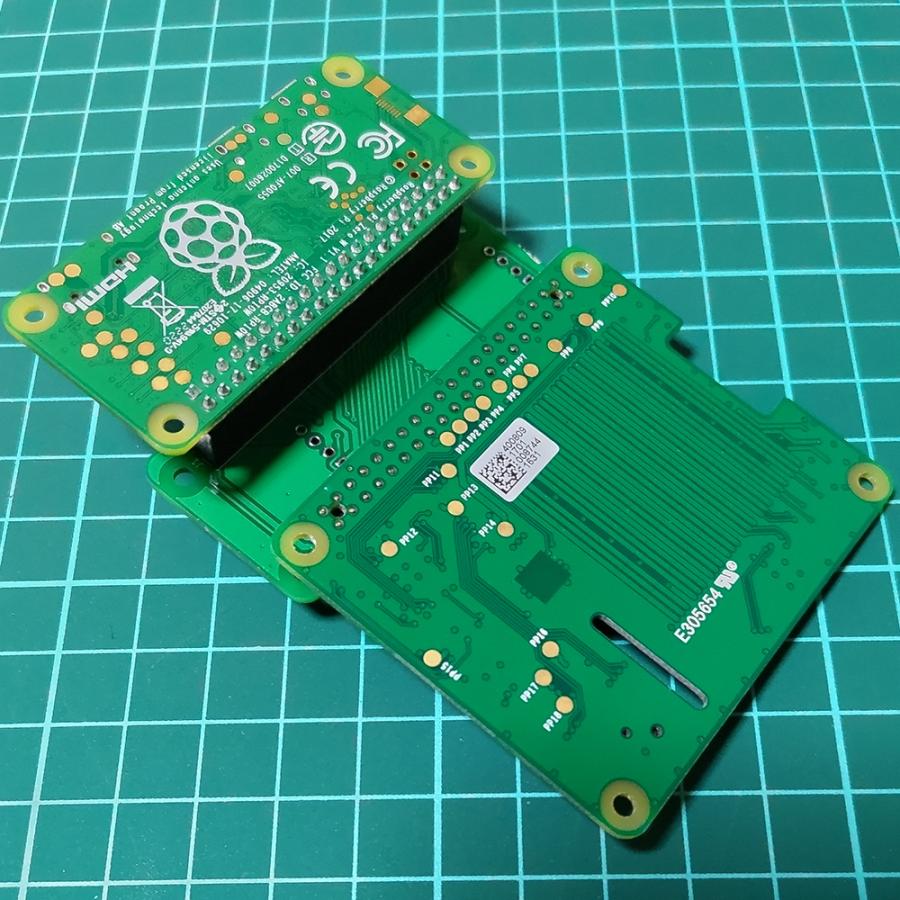 Raspberry Pi Zero WH + Sense HAT V1 + SCD40 連結基板で放熱性良好セット_10