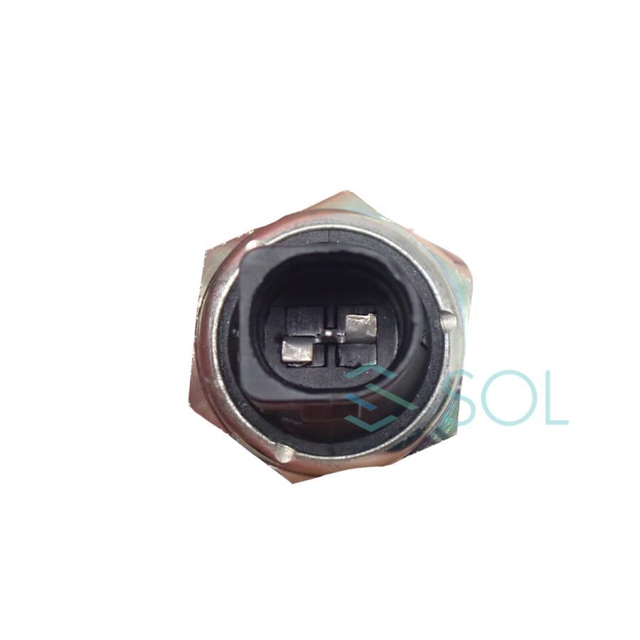 フォルクスワーゲン（Volkswagen） VW ポロ(9N_ 6V5) シロッコ(137 138