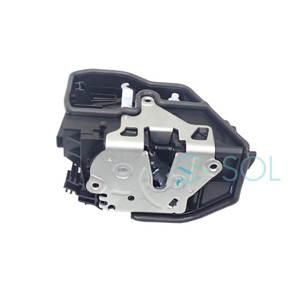 BMW F30 F31 F34 F80 リア ドアロックアクチュエーター 右側