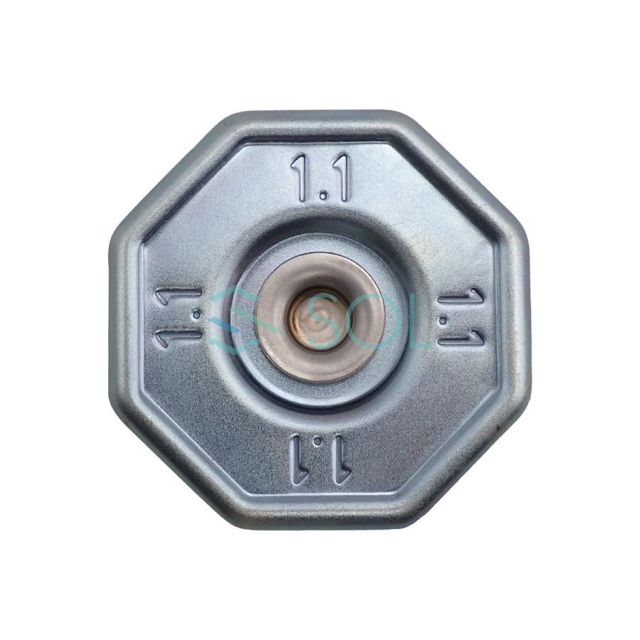 スズキ（SUZUKI） 送料185円 純正品 エブリィ DA64V ウォーター