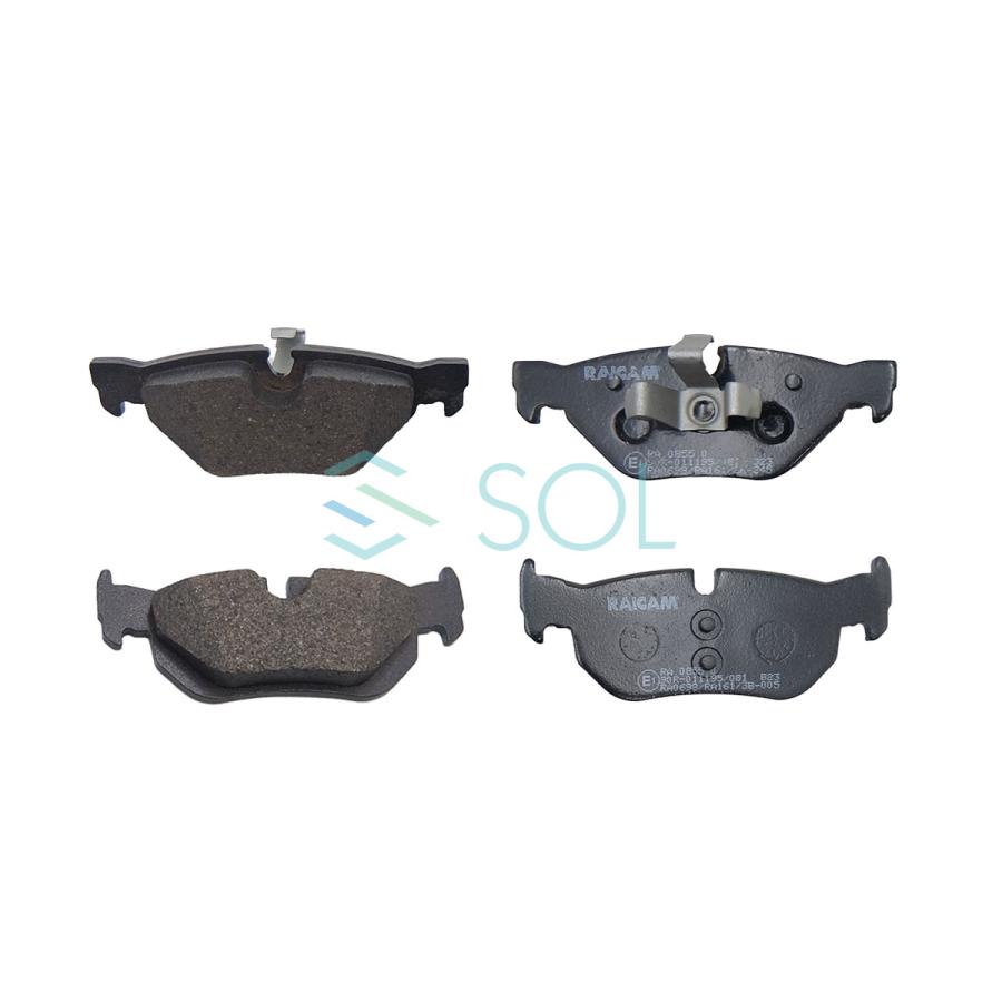 BMW RAICAM リア ブレーキパッド ディスクパッド 左右セット BMW E82